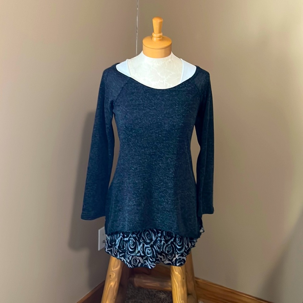 Papillon ladies top